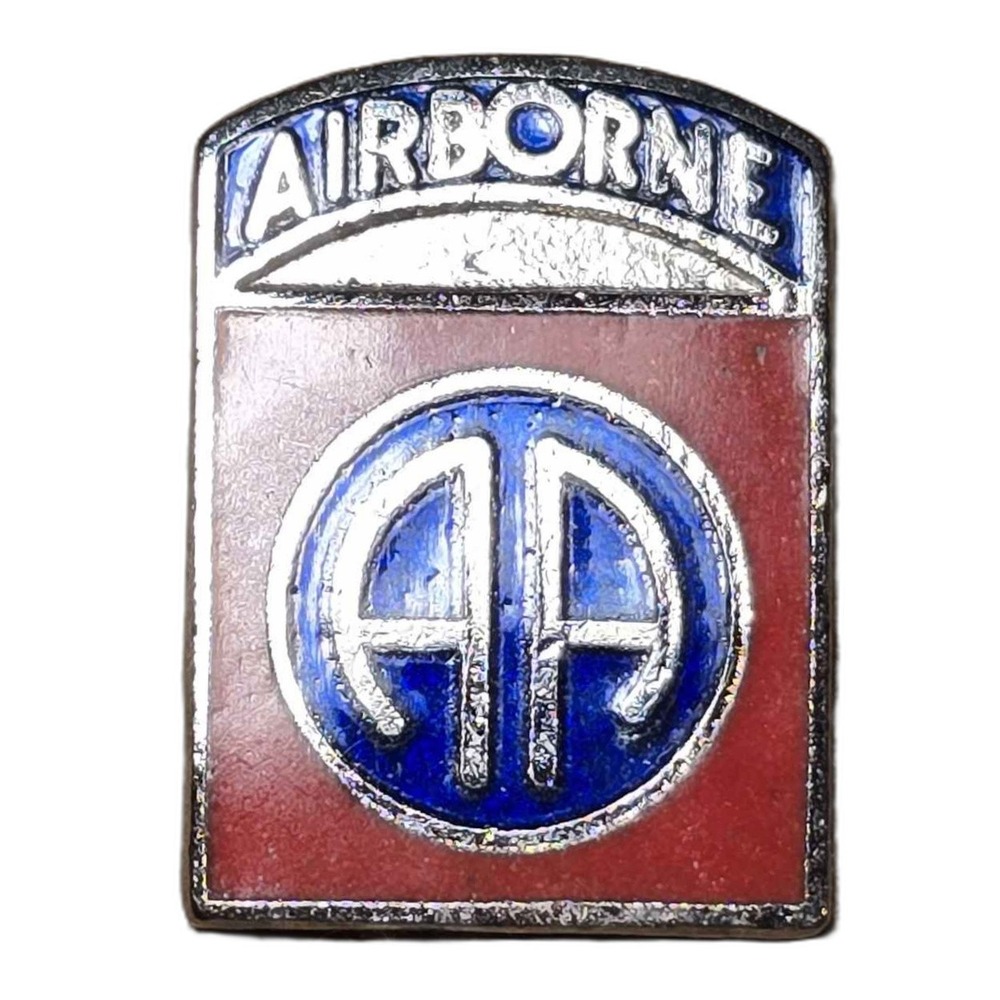 Vintage Us Army 82nd Airborne Division Enamel Lapel Vest Hat Pin J11